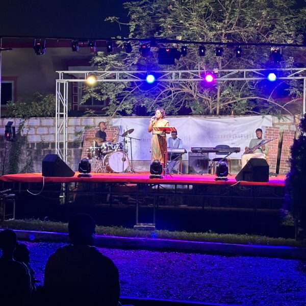 Metalic Platform for rental